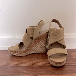 Nude Summertime Wedges